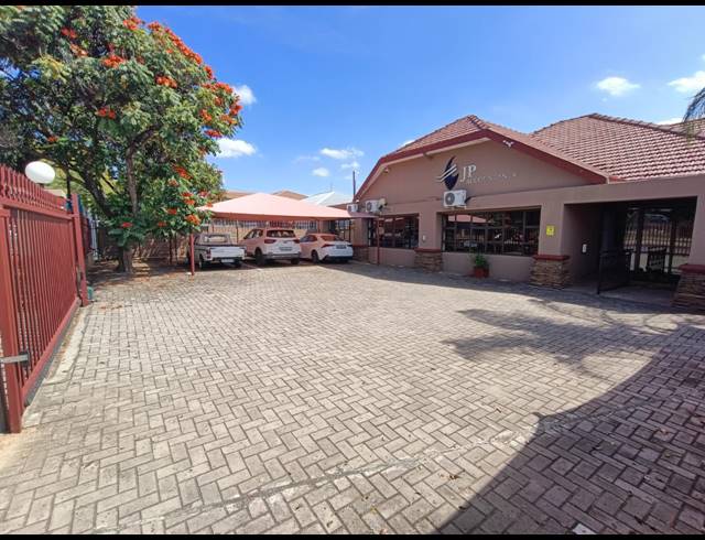 325M² OFFICE FOR SALE IN BO-DORP